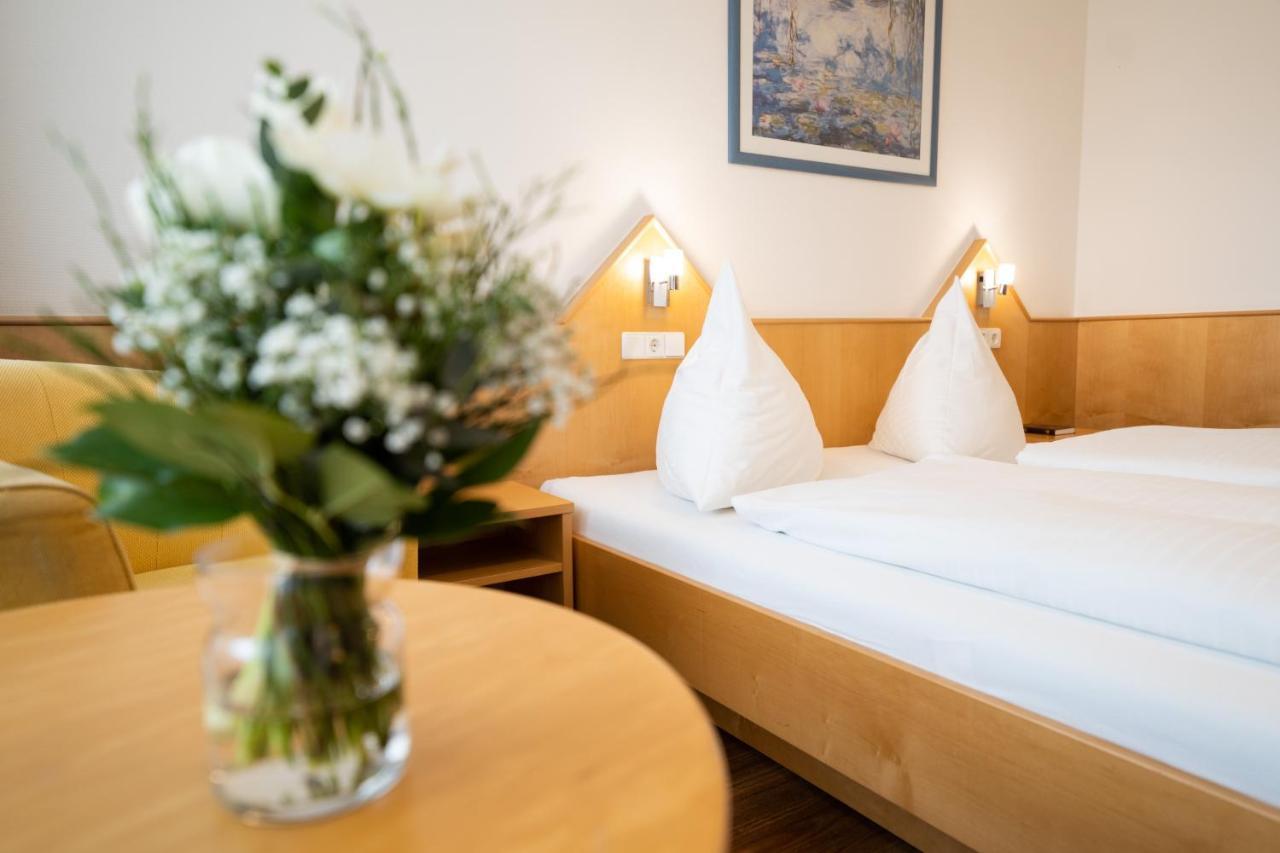 Ates Hotel Kehl ภายนอก รูปภาพ