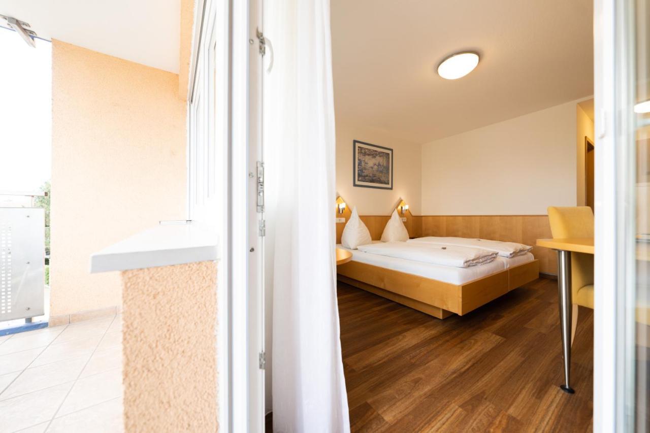 Ates Hotel Kehl ภายนอก รูปภาพ